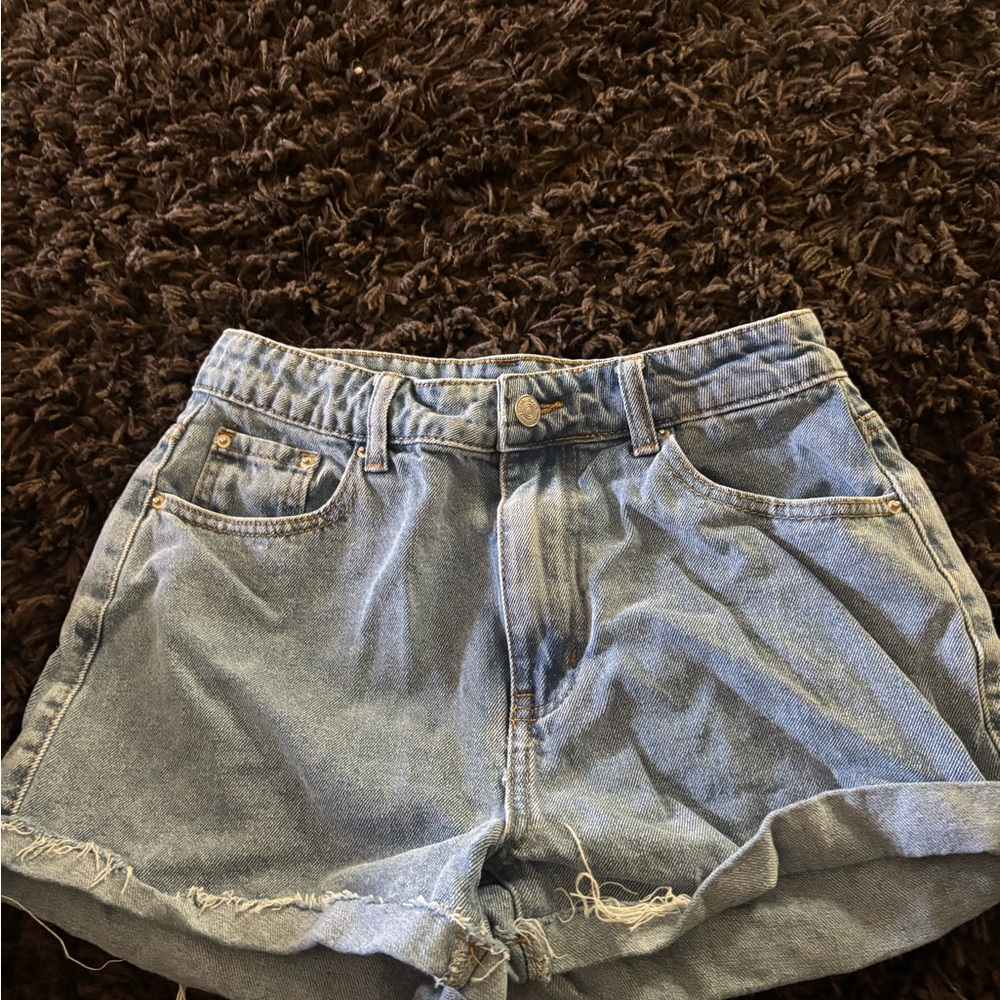 Old Navy Light Blue Denim Rolled-Hem Shorts